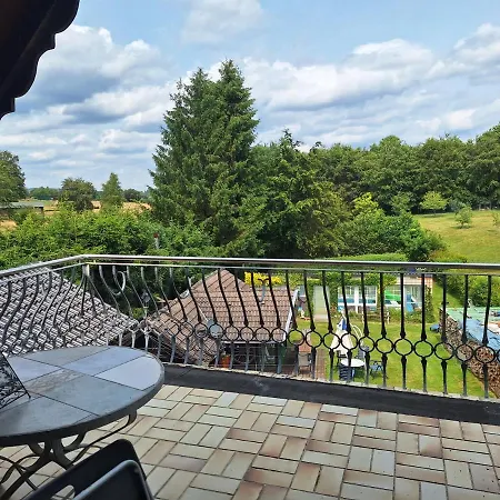 Eifelliebe Διαμέρισμα Μονσάου