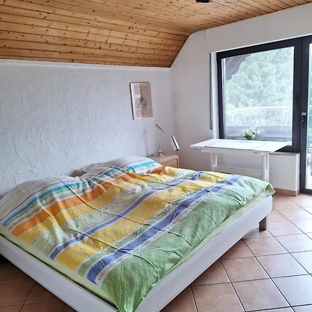 Eifelliebe 몬샤우